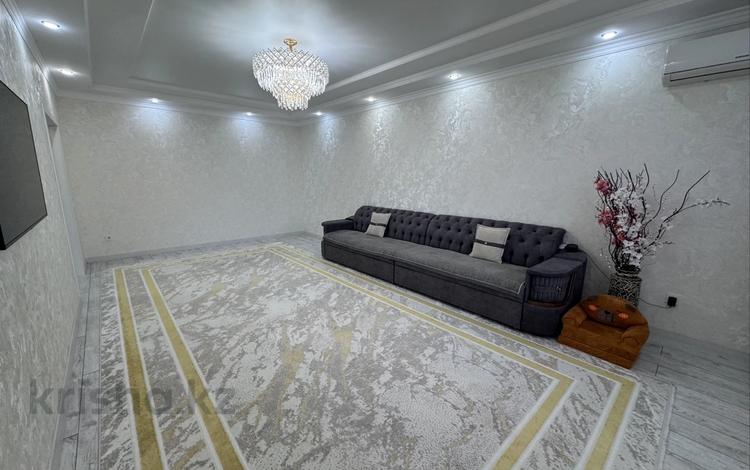 3-комнатная квартира · 105 м² · 3/5 этаж, мкр. Алтын орда за 47.5 млн ₸ в Актобе — фото 2