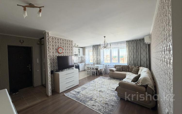 2-комнатная квартира · 65 м² · 9/9 этаж, мкр 8, Абулхаир хана 65 — проспект Алии Молдагуловой за 15 000 〒 в Актобе — фото 2