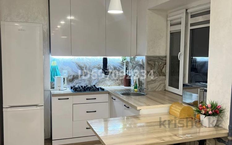 1-бөлмелі пәтер · 40 м² · 4/5 қабат, Назарбаева127/133 127/133 — В центре, бағасы: 15 000 〒 в Талдыкоргане — фото 2