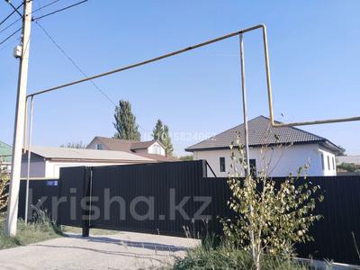 Отдельный дом · 4 комнаты · 150 м² · 8 сот., Алатау 100 за 36 млн ₸ в Айганыме