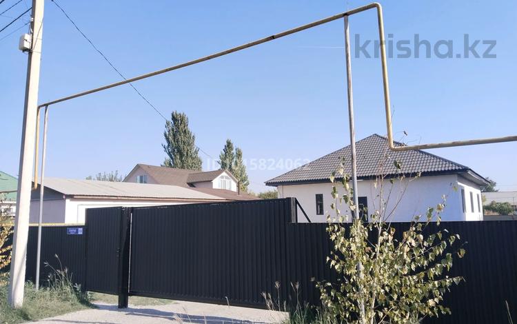 Отдельный дом · 4 комнаты · 150 м² · 8 сот., Алатау 100 за 36 млн ₸ в Айганыме — фото 2