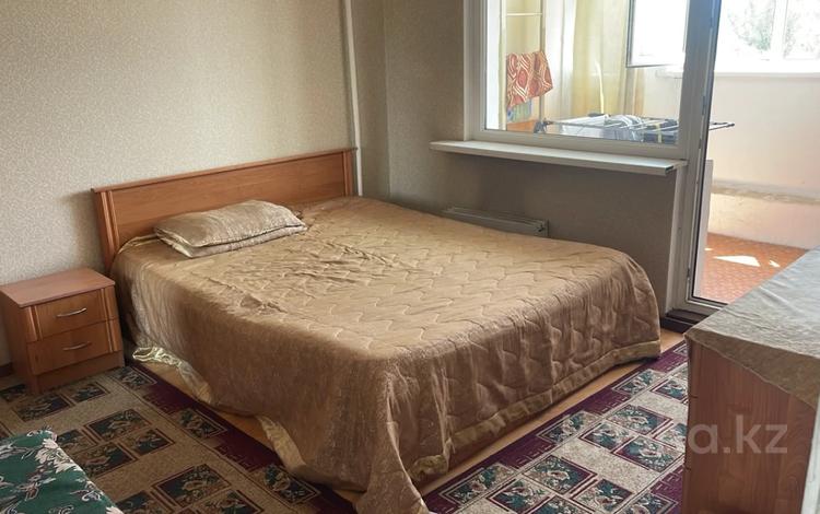 3-бөлмелі пәтер · 70 м² · 6/9 қабат, №1 ш/а. — Саина - Жубанова, бағасы: 45 млн ₸ в Алматы, Ауэзовский р-н — фото 8