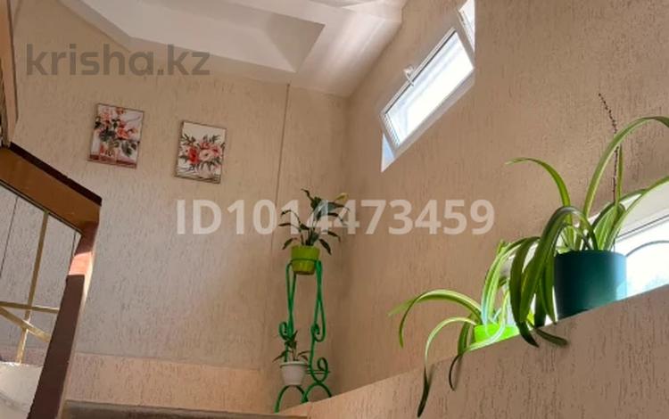 3-бөлмелі пәтер · 70 м², Абылайхана 8/10, бағасы: 60 млн ₸ в Алматы, Жетысуский р-н — фото 2