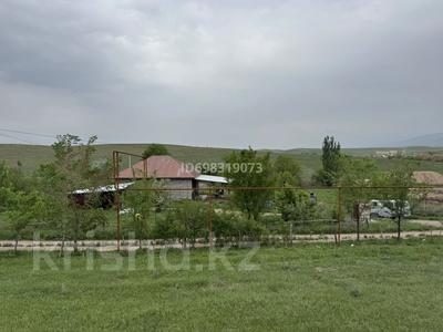 Жеке үй · 3 бөлме · 110 м² · 300 жүзд., Кайназар — Рядом с с Кайназар, 200 м от дороги. 2-я арка, бағасы: 40 млн ₸ в Узынагаш
