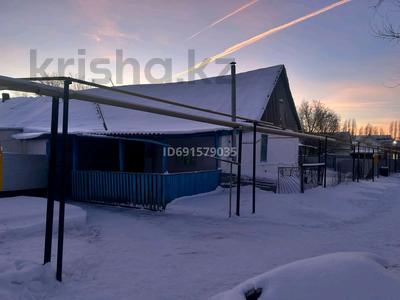 Часть дома · 3 комнаты · 60 м² · 4 сот., Кирпичная 30/5 за 5.2 млн 〒 в Актобе, жилой массив Кирпичный