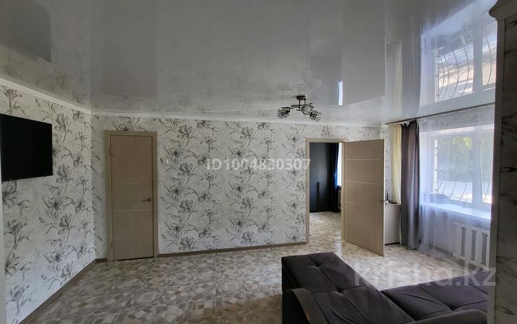 2-комнатная квартира · 42 м² · 1/4 этаж, Титова 137 за 15 млн ₸ в Семее — фото 2