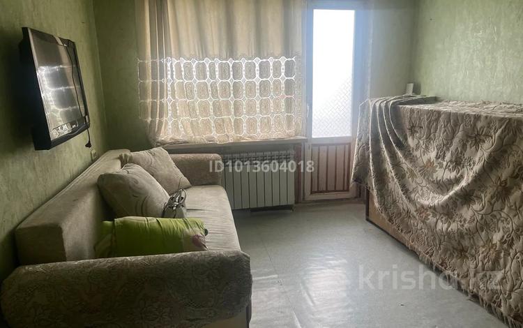 1-комнатная квартира · 29 м² · 5/5 этаж, Старый Майкудук, 16-й мкр 22 за 8 млн ₸ в Караганде, Алихана Бокейханова р-н — фото 2
