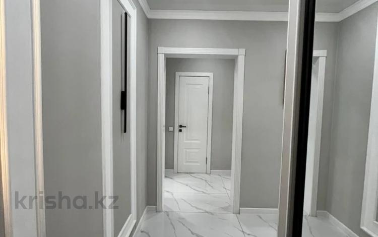 2-бөлмелі пәтер · 70 м² · 4/9 қабат, Ақбұлақ ш/а., бағасы: 36.5 млн ₸ в Алматы, Алатауский р-н — фото 2