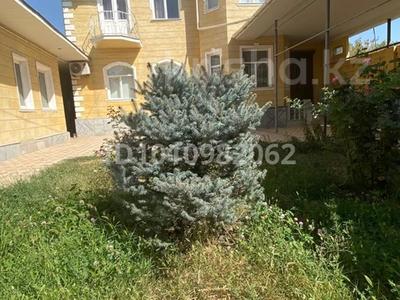 Отдельный дом · 4 комнаты · 300 м² · 10 сот., Алматы 11 — Ескі РУВД за 50 млн 〒 в Сарыагаш