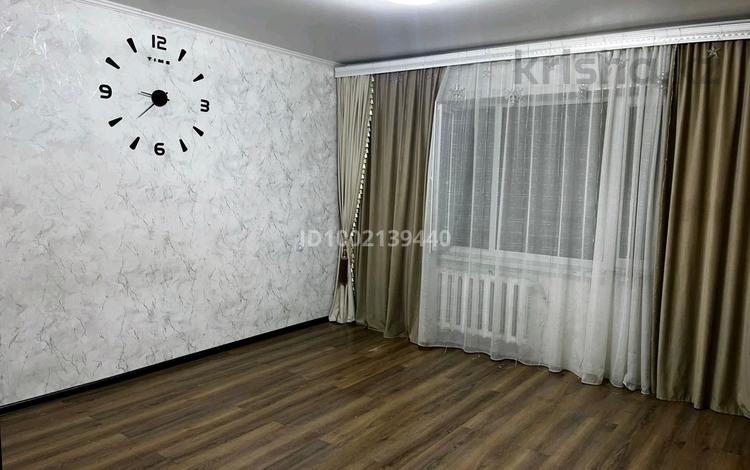 3-комнатная квартира · 69 м² · 5/5 этаж, Независимости 8 — Напротив магазина Кооператор за 13 млн 〒 в Сатпаев — фото 2