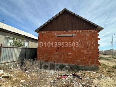 Жеке үй · 2 бөлме · 80 м² · 8 жүзд., Қайнар ш/а., 4 83, бағасы: 7 млн ₸ в Атырау, мкр Кайнар