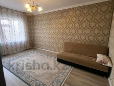 1-комнатная квартира, 36 м², 2/5 этаж помесячно, Рыскулова 3 за 100 000 〒 в Шымкенте, Аль-Фарабийский р-н