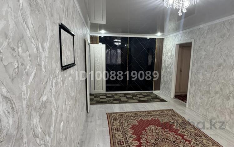 2-комнатная квартира · 63 м² · 1/5 этаж, мкр Карасу 3 за 110 000 ₸ в Таразе — фото 2