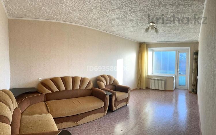 2-комнатная квартира, 48 м², 4/5 этаж, Гэсовская 12 за 8 млн 〒 в Риддере — фото 2