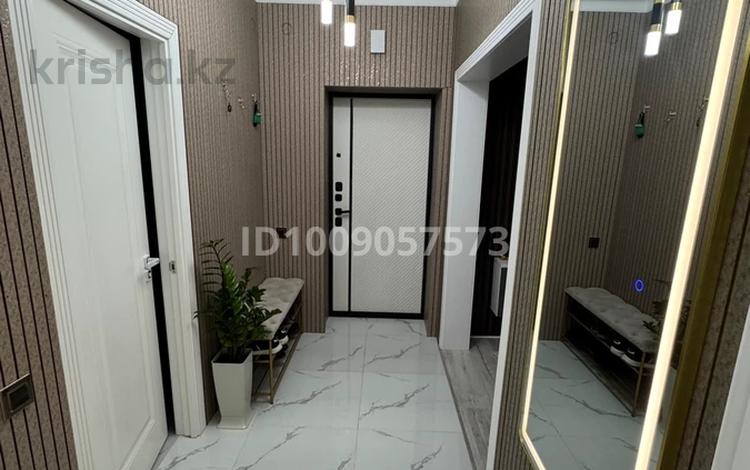 3-комнатная квартира · 80 м² · 1/12 этаж, Кошкарбаева 1140 за 50.5 млн 〒 в  — фото 2