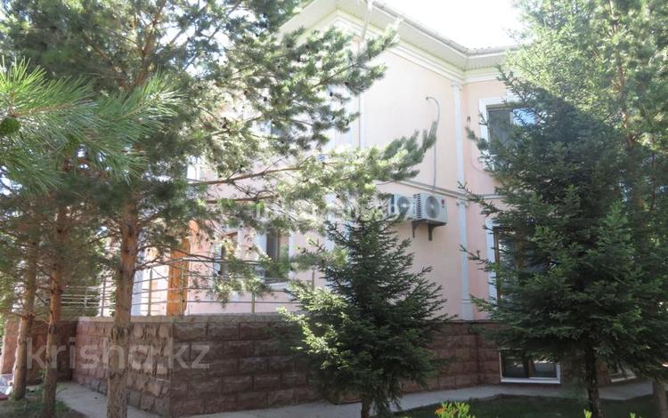 Жеке үй · 10 бөлме · 530 м² · 20 жүзд., Кунаева 15/1, бағасы: 3 млрд ₸ в Астане, Есильский р-н — фото 2