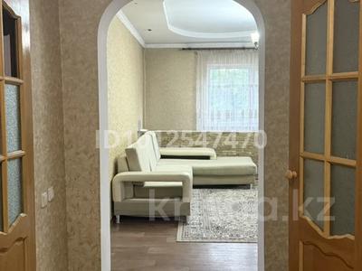 Отдельный дом · 7 комнат · 225 м² · 20 сот., Макажанова 5/1 — Магазин Инмарт за 30 млн ₸ в Павлодаре