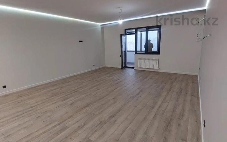2-бөлмелі пәтер · 90 м² · 9/14 қабат, мкр. Самал-3 15 — Аль-Фараби / Мендикулова, бағасы: 89.9 млн ₸ в Алматы, Медеуский р-н — фото 6
