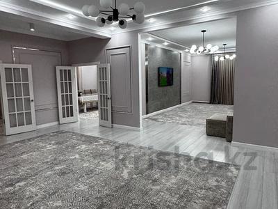 Отдельный дом · 6 комнат · 238 м² · 8 сот., Степная 47 за 60 млн 〒 в Актобе, жилой массив Жилянка