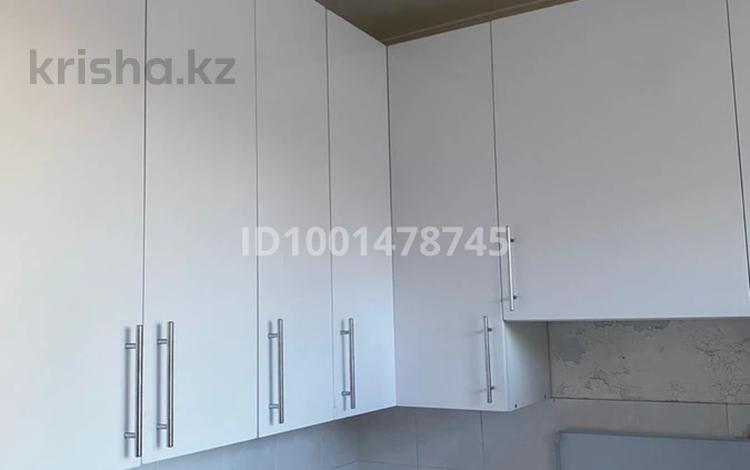 3-комнатная квартира · 61.5 м² · 2/5 этаж, 3 мкр 6 — Магазин “Отрар” за 15.2 млн ₸ в Абай — фото 21