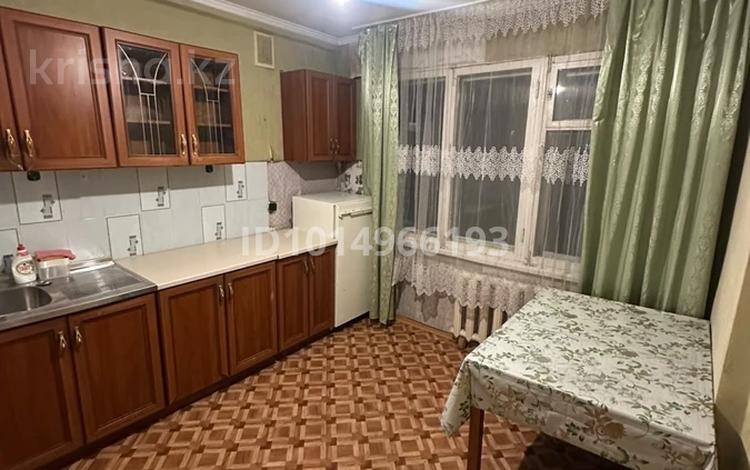 3-бөлмелі пәтер · 75 м² · 4/5 қабат, Космическая 12/2, бағасы: 180 000 ₸ в Усть-Каменогорске, Ульбинский — фото 2