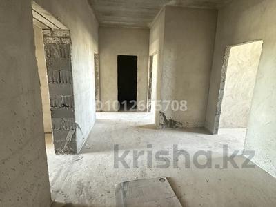 4-комнатная квартира · 117 м² · 4/5 этаж, мкр. Алтын орда 1 за 22 млн ₸ в Актобе