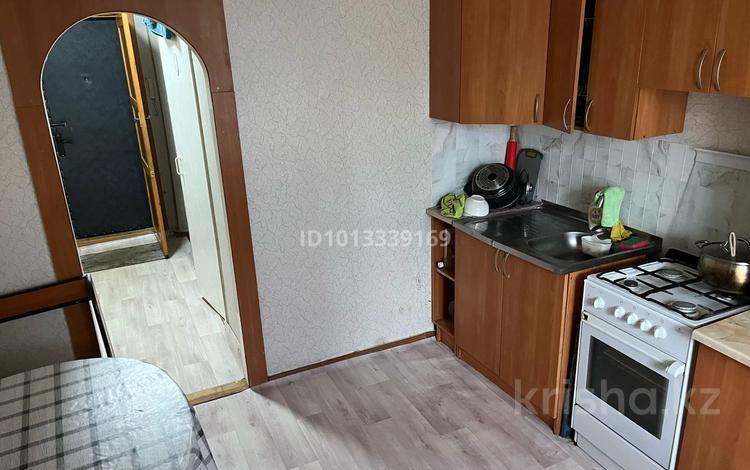 1-бөлмелі пәтер · 36.3 м² · 4/9 қабат, Момышулы 6, бағасы: 9 млн ₸ в Щучинске — фото 2