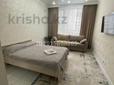 1-комнатная квартира · 38 м², мкр Уркер, Асфендиярова 11 за 300 000 ₸ в Астане, Нура р-н