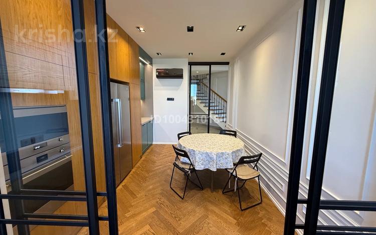 5-бөлмелі пәтер · 250 м², Митина 4 — Достык - Омаровой, бағасы: 2.5 млн 〒 в Алматы, Медеуский р-н — фото 9