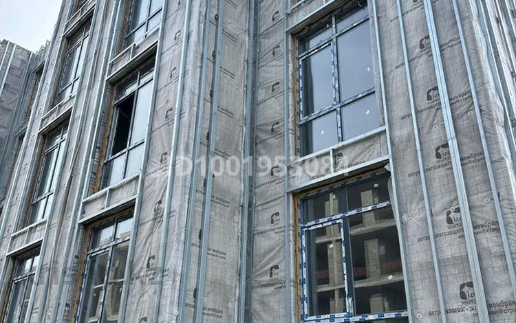 2-комнатная квартира · 57.35 м² · 4/4 этаж, 37 116 за ~ 18.8 млн ₸ в  — фото 2