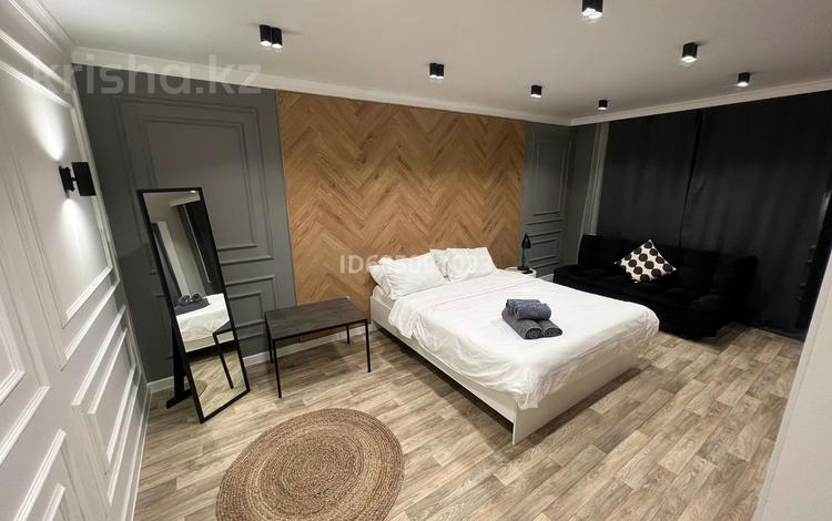 1-бөлмелі пәтер · 37 м² · 1/5 қабат, Макатаева 14, бағасы: 18 000 ₸ в Алматы, Медеуский р-н — фото 2