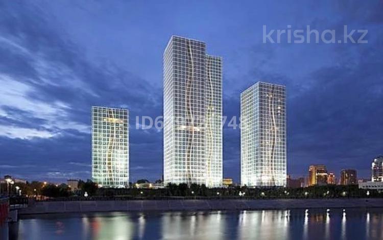 3-комнатная квартира, 130 м², 19/42 этаж посуточно, Желтоксан 2 — Набережная за 35 000 〒 в Астане — фото 2