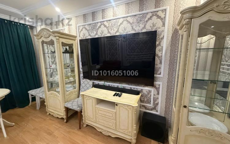 3-комнатная квартира · 91.2 м² · 4/15 этаж, Кабанбай батыра 48А за 370 000 ₸ в Астане, Есильский р-н — фото 12