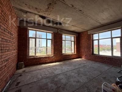 Отдельный дом · 8 комнат · 485 м² · 12.5 сот., Будапешт — Шикарная цена! Отличная локация!!! за 306 млн 〒 в Астане, Есильский р-н