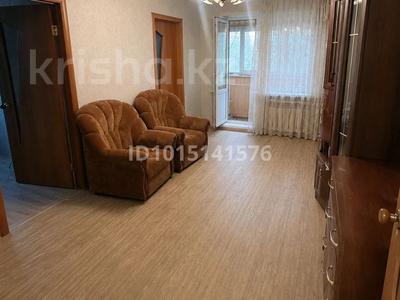 4-комнатная квартира · 61.3 м² · 5/5 этаж, Майкудук, Майкудук, 15й микрорайон 26 за 11.5 млн ₸ в Караганде, Алихана Бокейханова р-н
