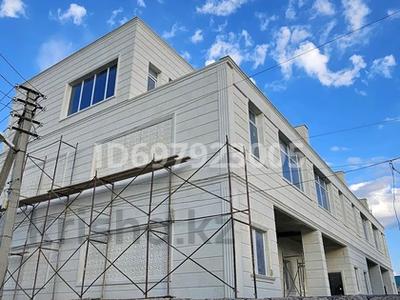 Отдельный дом · 7 комнат · 310 м² · 17 сот., Самал 28 за 35 млн 〒 в Актау, мкр Приморский