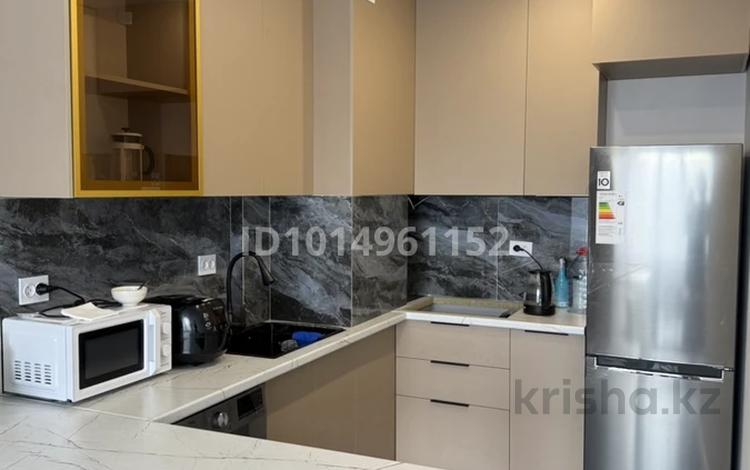 2 комнаты · 50 м² · 9/17 этаж, Ауэзова 2/8 за 105 000 ₸ в Алматы, Алмалинский р-н — фото 3