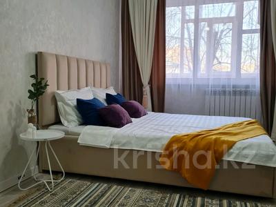 1-бөлмелі пәтер · 35 м² · 2/5 қабат, мкр 11 15 — Керуен сити, бағасы: 12 000 ₸ в Актобе