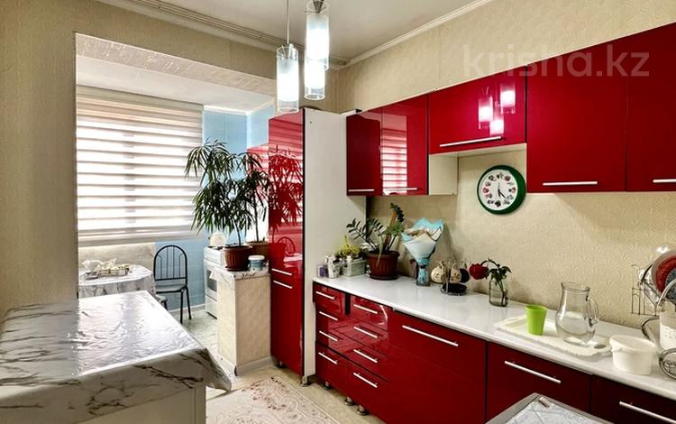 3-бөлмелі пәтер · 70 м² · 2/5 қабат, 12-ш/а. 17А, бағасы: 19.8 млн ₸ в Актау, 12-й мкр — фото 11