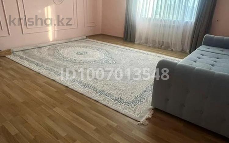 2-комнатная квартира · 83.2 м² · 5/6 этаж, мкр Жилгородок за 25.6 млн ₸ в Актобе — фото 3