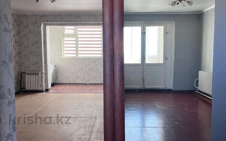2-бөлмелі пәтер · 44 м² · 9/9 қабат, 1-й мкр 11, бағасы: 10 млн ₸ в Актау — фото 2