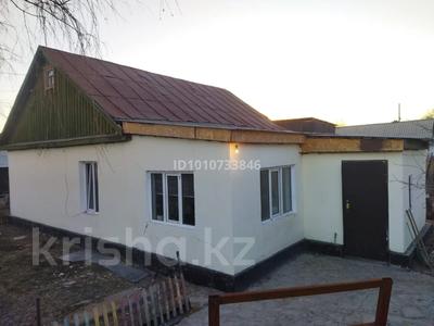 Отдельный дом · 4 комнаты · 86 м² · 7.49 сот., Бауыржан момышулы 4 за 16 млн ₸ в Топаре