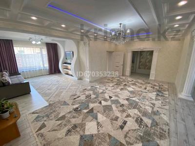 Отдельный дом · 5 комнат · 250 м² · 10 сот., Наурыз 2 ул.М. Стамбеков 38 за 50 млн ₸ в 
