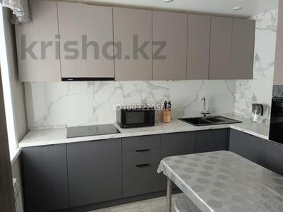 3-комнатная квартира · 59 м² · 1/5 этаж, Майкудук, Мкр Восток-3 9 за 27 млн ₸ в Караганде, Алихана Бокейханова р-н