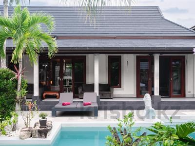 Отдельный дом · 6 комнат · 530 м² · 14 сот., Пхукет 1 за ~ 562.5 млн 〒