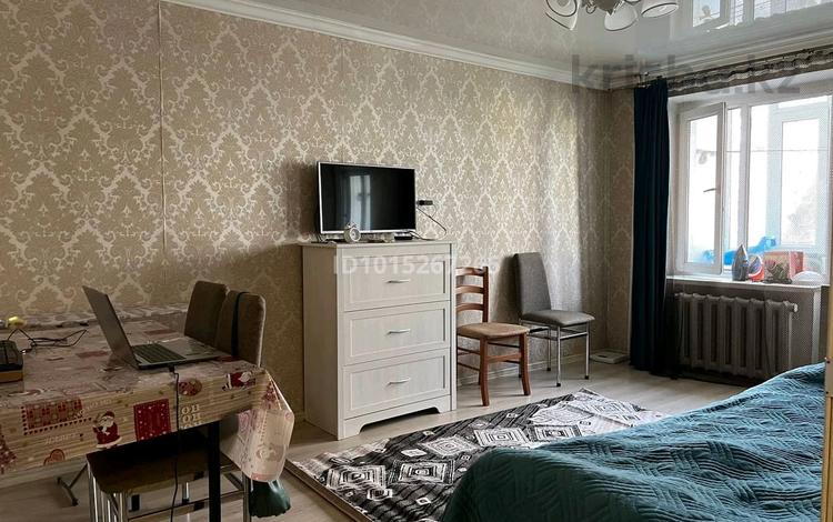 2-бөлмелі пәтер · 48.1 м² · 1/5 қабат, проспект Абая 67 — Валиханова, Тараз, бағасы: 21.8 млн ₸ в Астане, р-н Байконур — фото 2