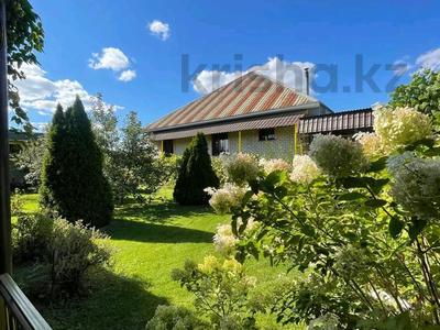 Жеке үй · 5 бөлме · 153 м² · 11 жүзд., Центральная, бағасы: 80 млн ₸ в Семее, Красный Кордон
