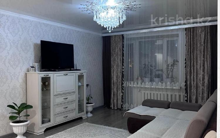 4-комнатная квартира · 75.3 м² · 8/9 этаж, Богенбай улы за 49.9 млн ₸ в Семее — фото 2