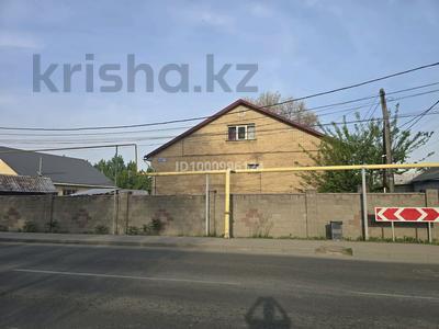 Жеке үй · 6 бөлме · 299 м² · 7.5 сот., мкр Улжан-1, Такежанова 122 — улица вдоль БАКа, бағасы: 130 млн ₸ в Алматы, Алатауский р-н