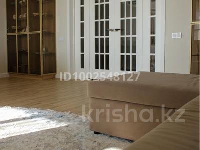 5-комнатная квартира · 163 м² · 4/5 этаж, мкр Сары Арка 28 — дом нахрдится по Сатпаева. Алматы ГорСтрой за 82 млн 〒 в Атырау